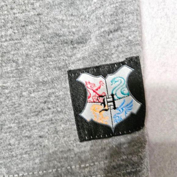 Hogwarts Alumni Universal Studios Ringer Shirt XL - Picture 5 of 8